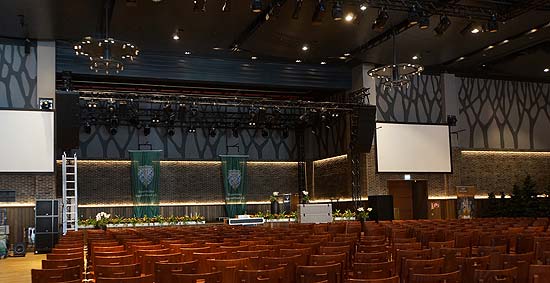 der umgestaltete Festsaal, in dem auch die Salvatorpobe und die Starkbierzeit stattfinden wird (©Foto. Martin Schmitz)
